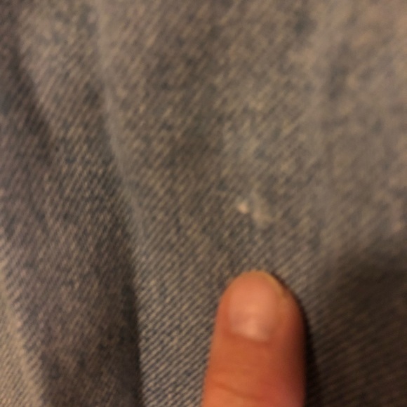 560 Levi’s, Loose Fit Tapered Leg, 36 x 32 - Picture 8 of 8